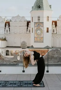 JOGA W CHMURACH – STUDIO JOGI BARDZO BOSKIE - LATO NA TARASACH 2026